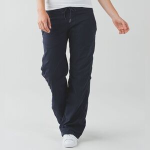 LULULEMON 36” Tall Lined Dance Studio ll 6 Black Mid Rise Straight Leg Rare